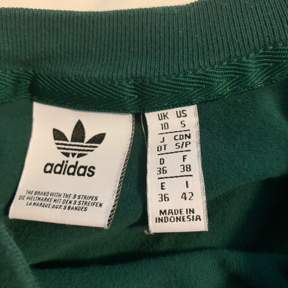 Dark green adidas t-shirt - Picture 3 of 3